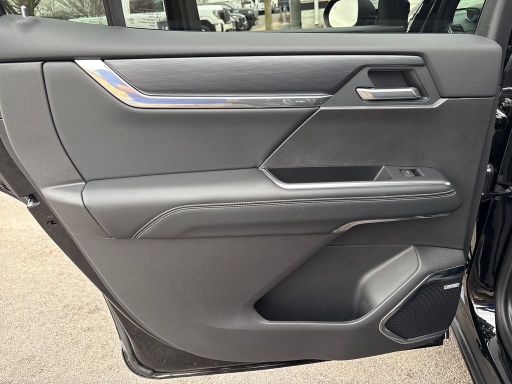 New 2026 GMC Acadia Elevation w/ LPO, Floor Liner Package FWD image 33