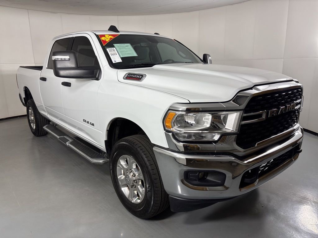 Used 2024 RAM 2500 Big Horn AWD/4WD image 2