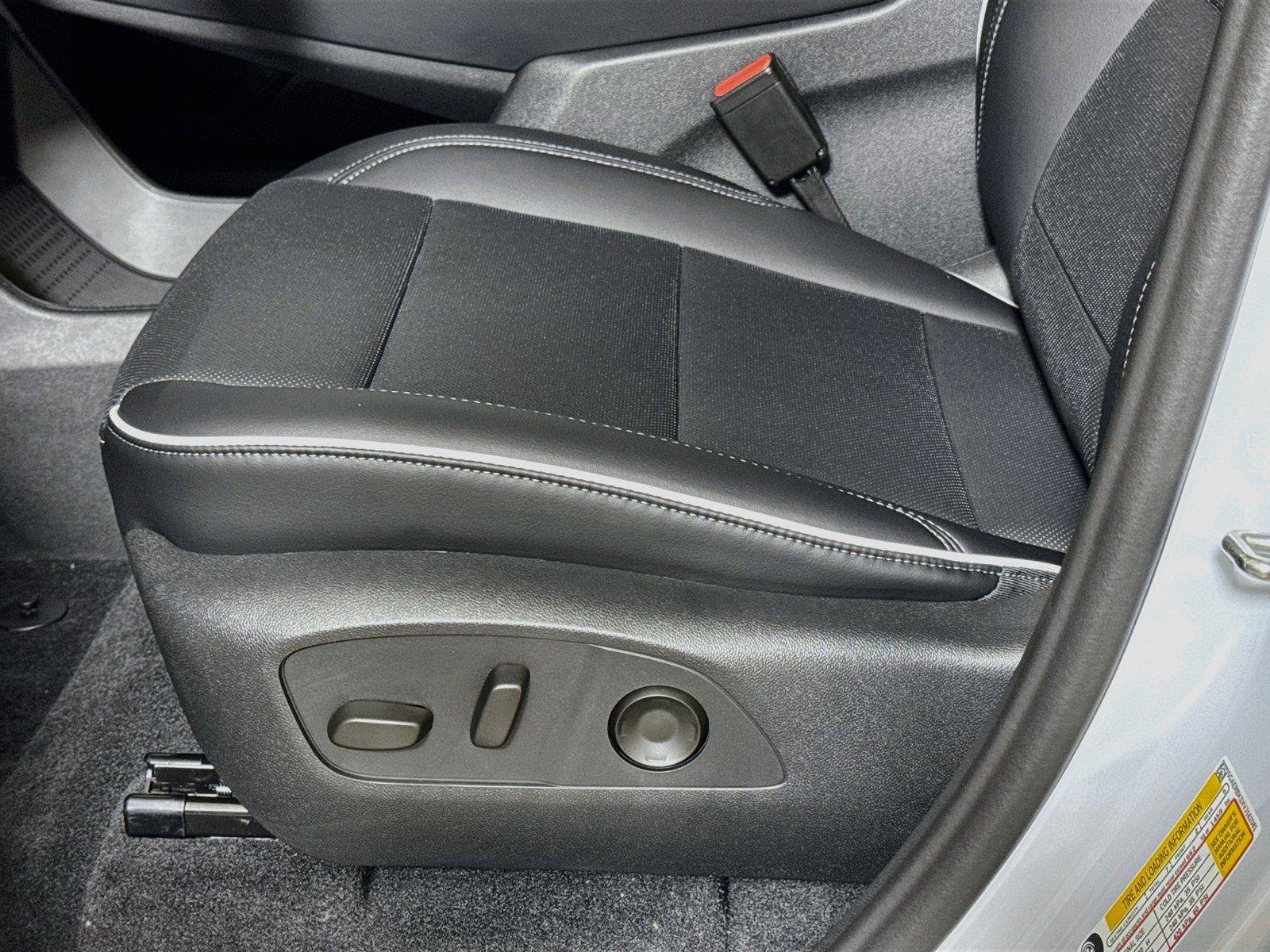 New 2027 Buick Enclave Sport Touring w/ Power Package FWD image 17