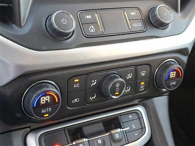 Used 2023 GMC Acadia SLT image 19