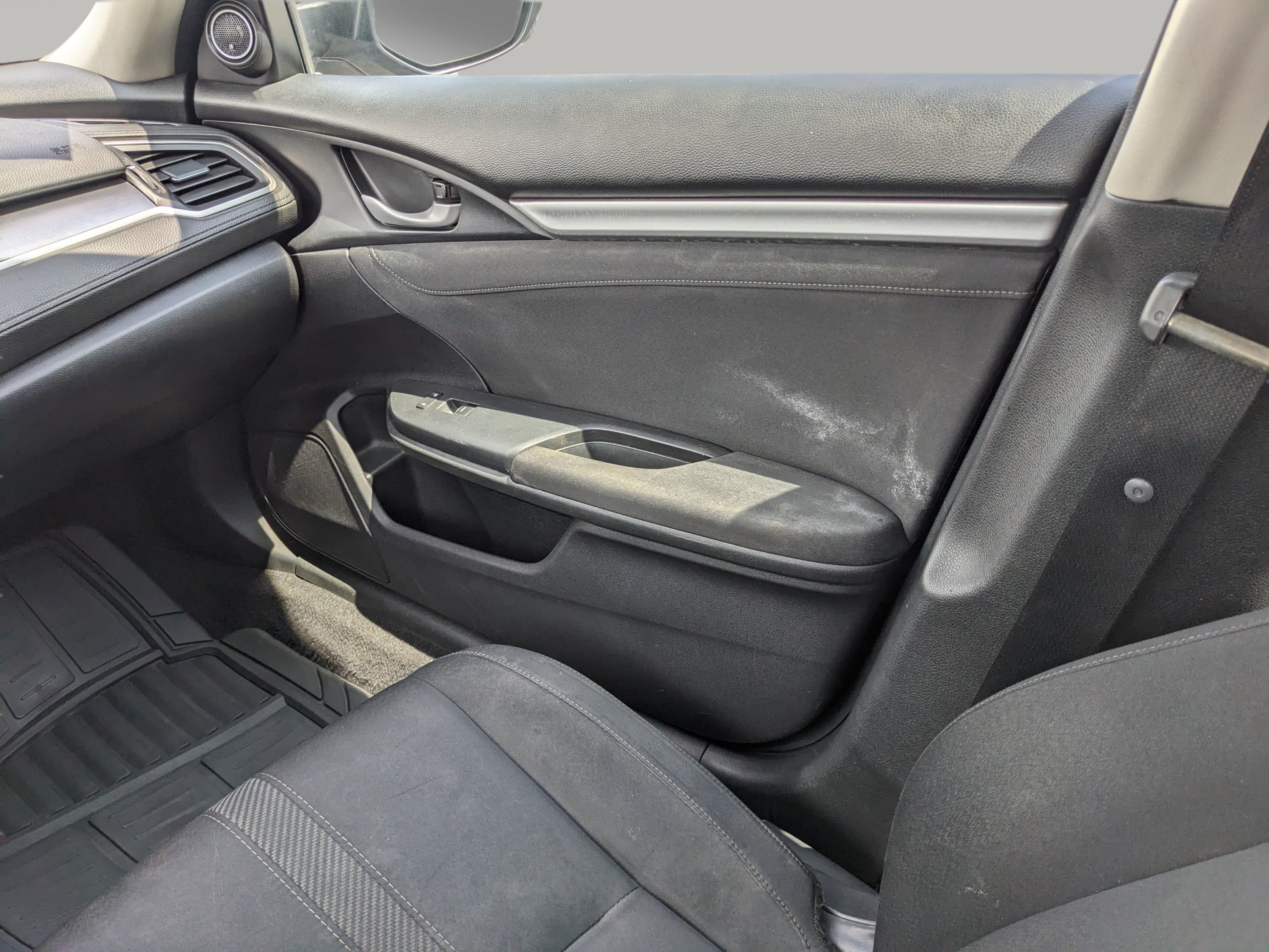 Used 2017 Honda Civic EX-T image 16