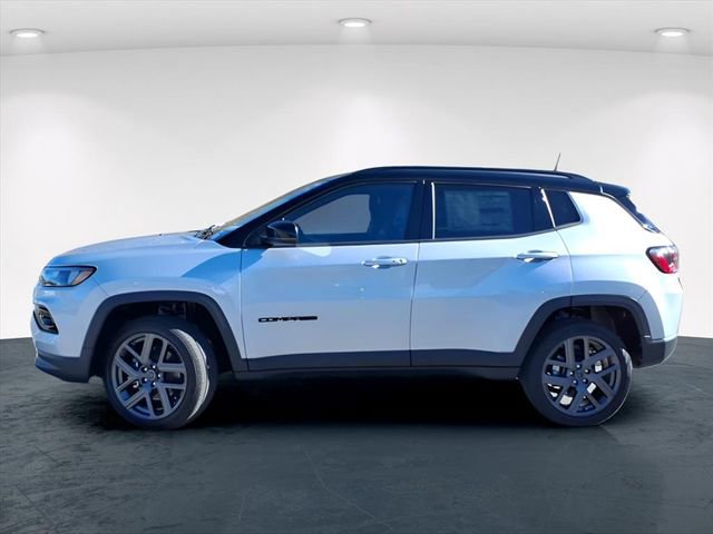 New 2026 Jeep Compass Limited AWD/4WD image 5