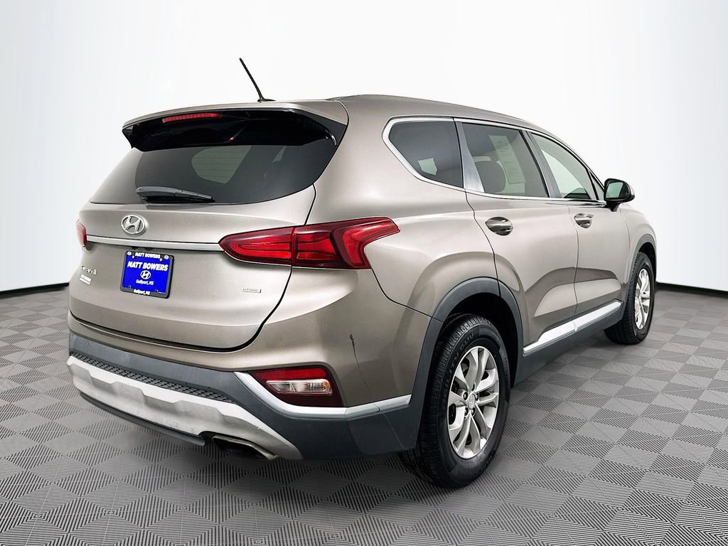 Used 2019 Hyundai Santa Fe SE image 5