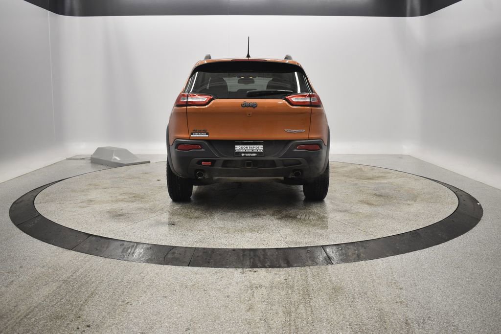 Certified 2016 Jeep Cherokee Trailhawk w/ Comfort/Convenience Group image 8