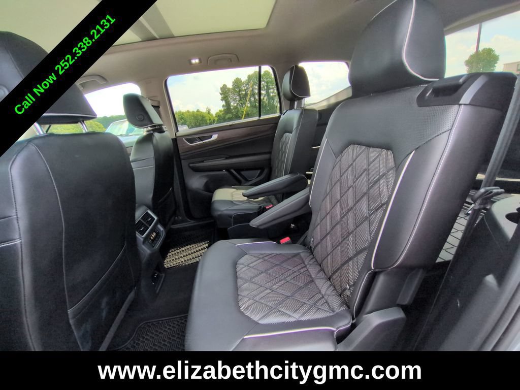Used 2024 Volkswagen Atlas SEL Premium R-Line AWD/4WD image 19