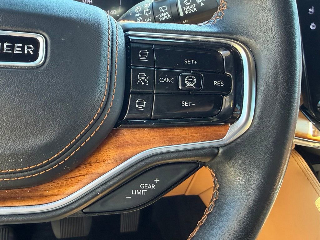 Certified 2025 Jeep Grand Wagoneer L Series III w/ Rear Seat Video Group 1 image 23