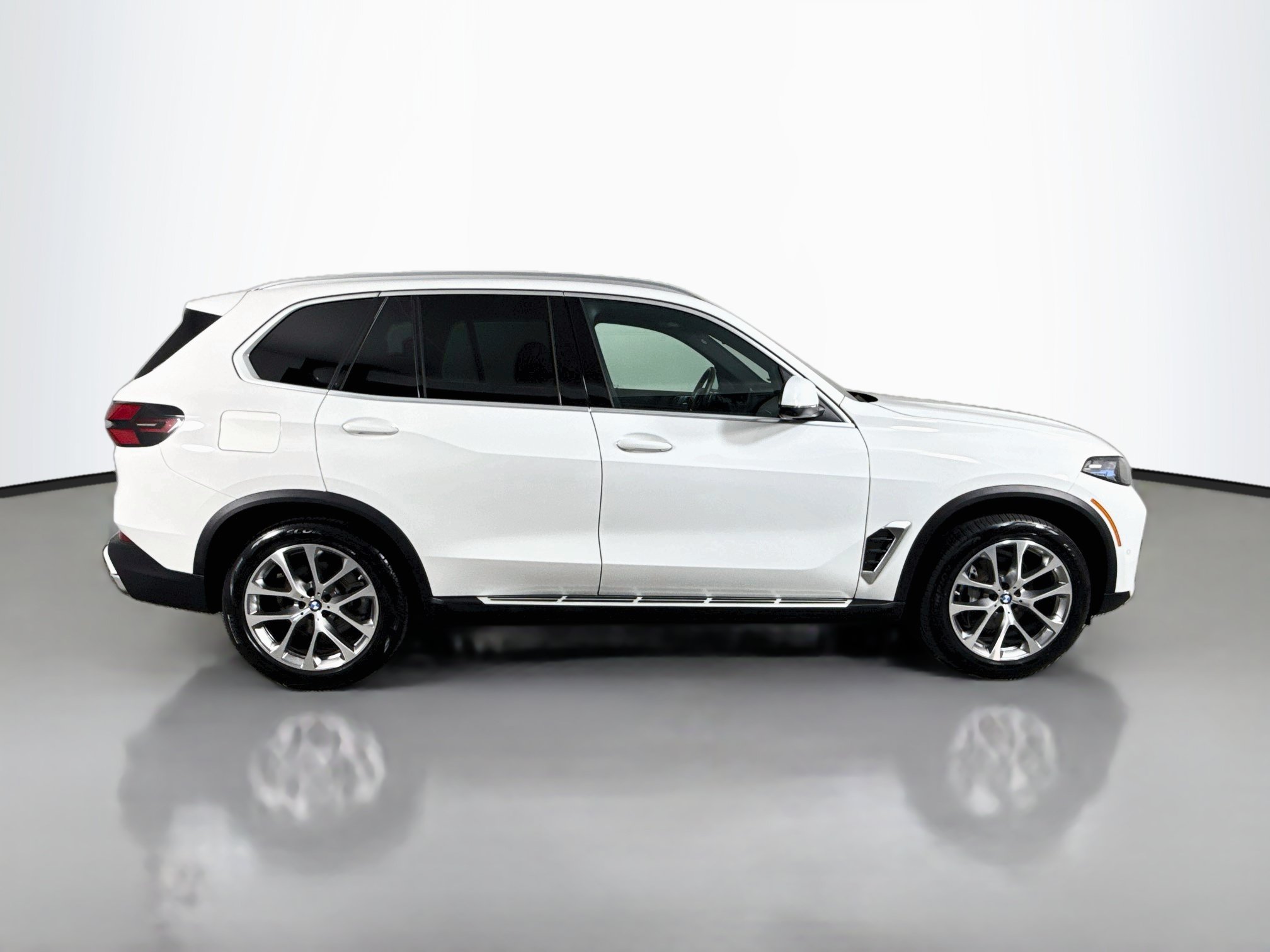 Used 2026 BMW X5 sDrive40i RWD image 11