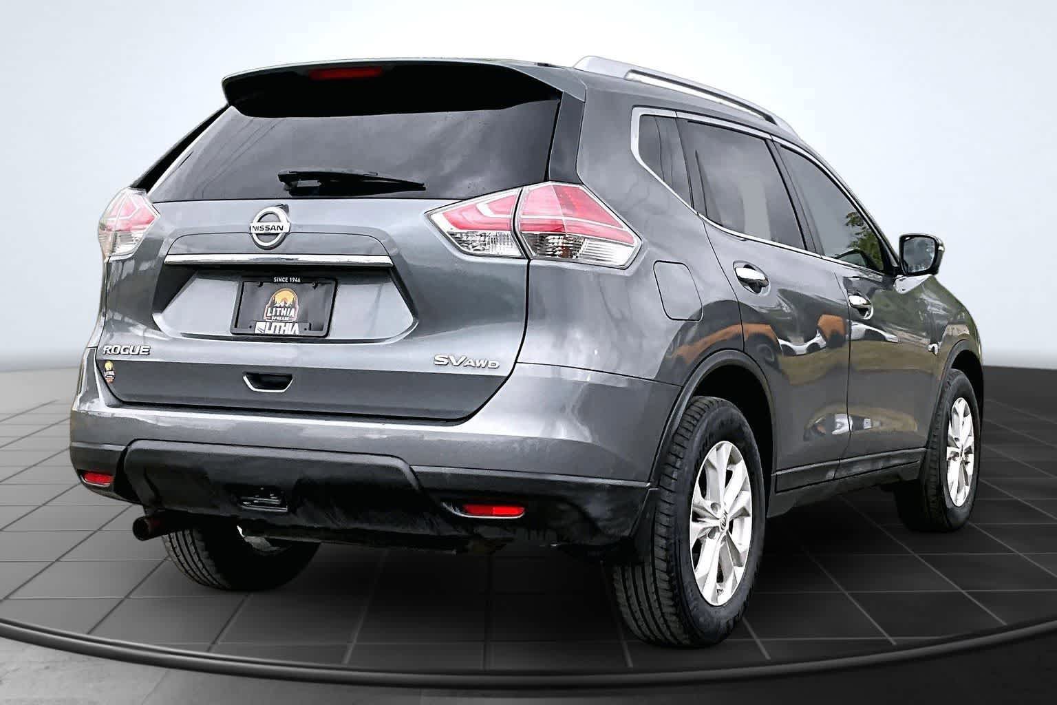 Used 2015 Nissan Rogue SV w/ SV Premium Package AWD/4WD image 23