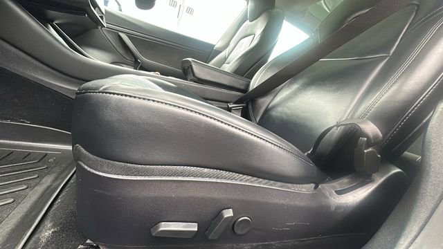 Used 2020 Tesla Model 3 Long Range image 18