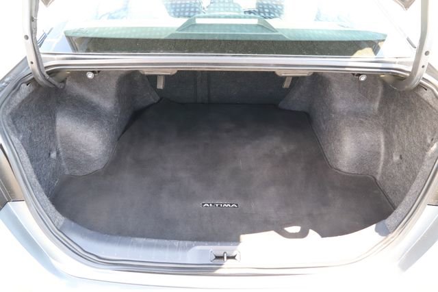 Used 2025 Nissan Altima 2.5 SV FWD image 8