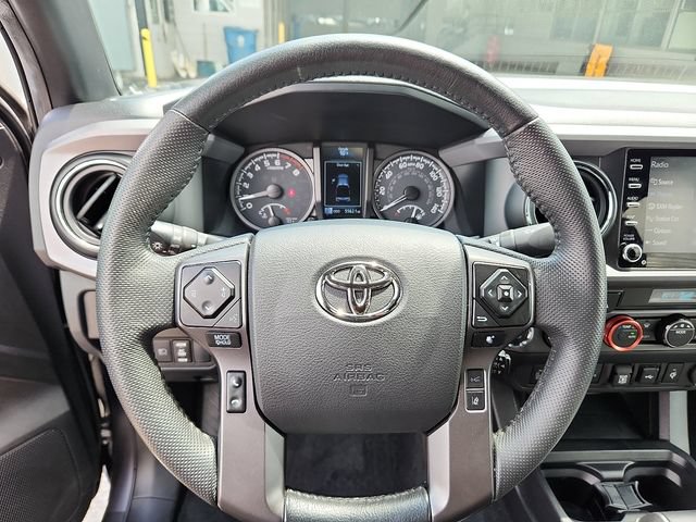Used 2023 Toyota Tacoma TRD Off-Road w/ Technology Package AWD/4WD image 13
