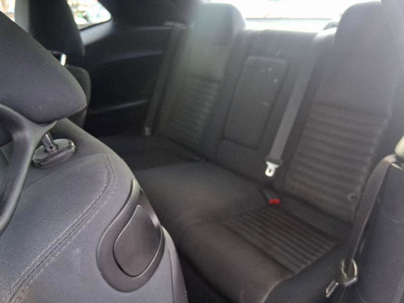 Used 2014 Dodge Challenger SXT RWD image 14