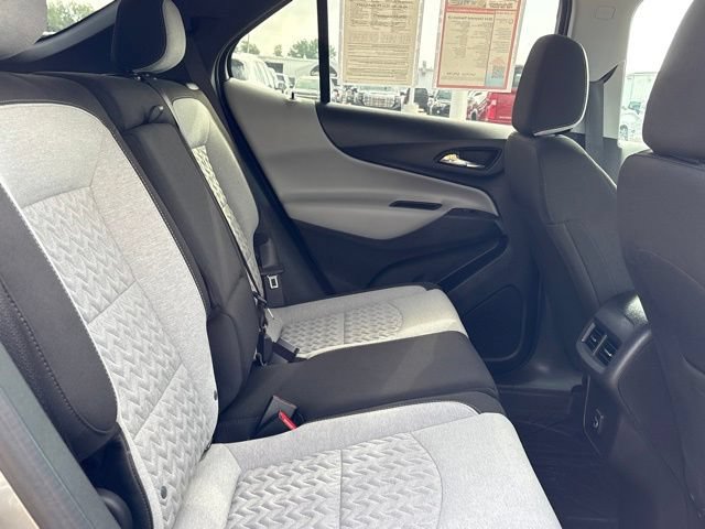 Used 2024 Chevrolet Equinox LS w/ LS Convenience Package FWD image 33