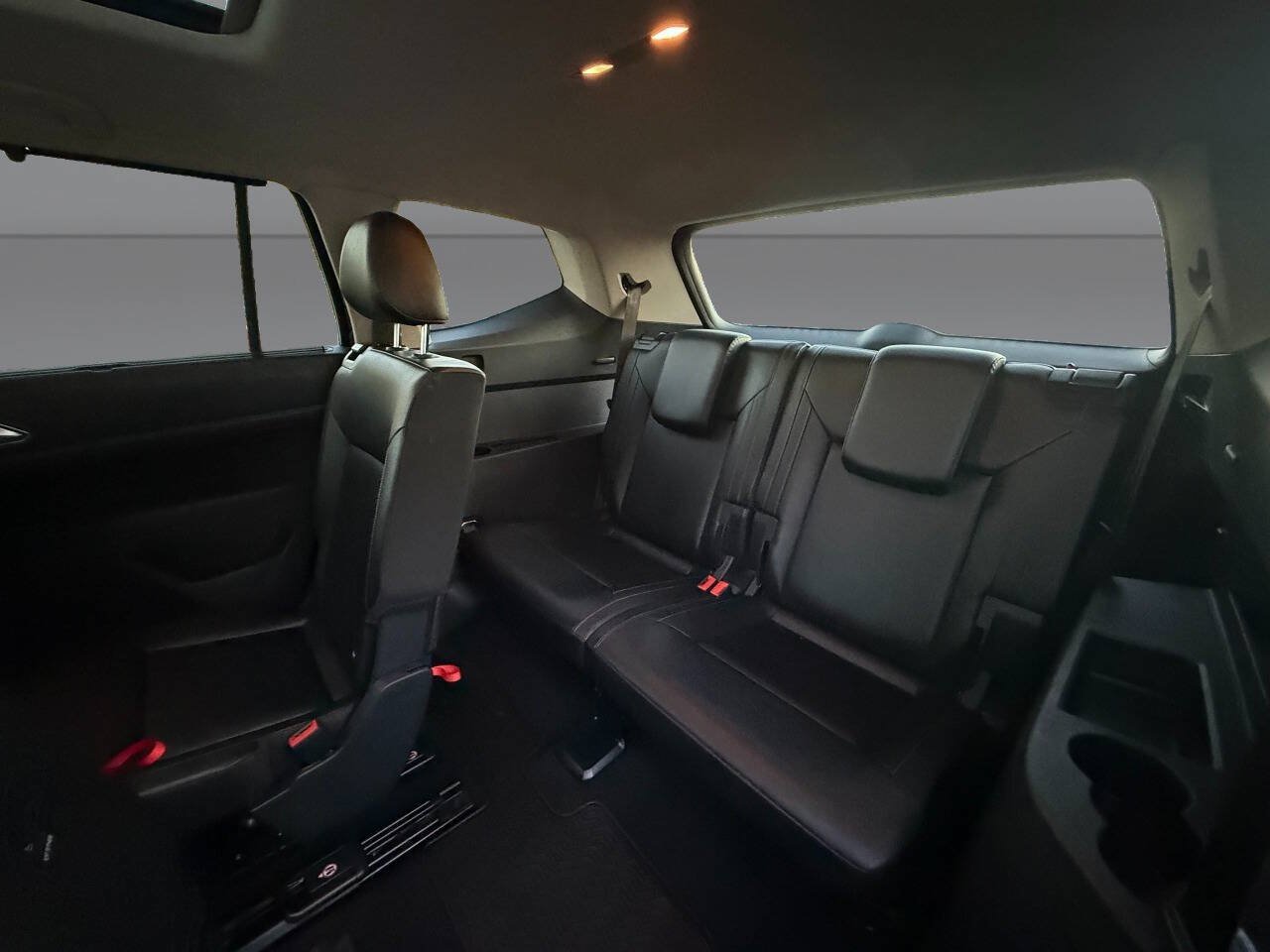 Used 2018 Volkswagen Atlas SEL AWD/4WD image 35