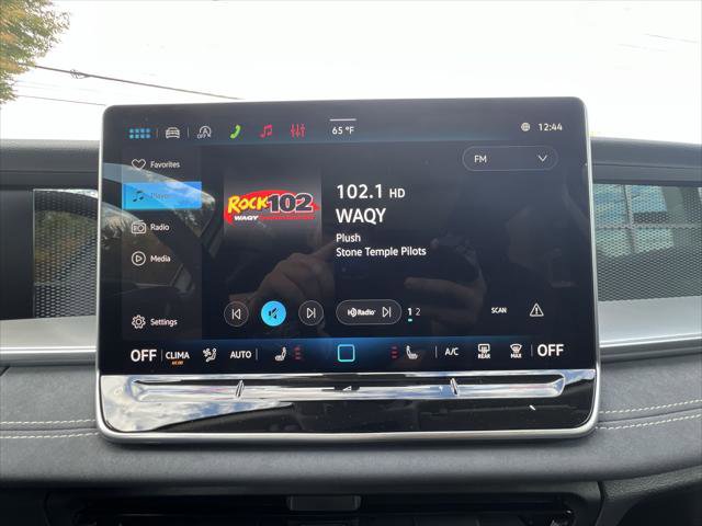 New 2026 Volkswagen Tiguan SE image 16