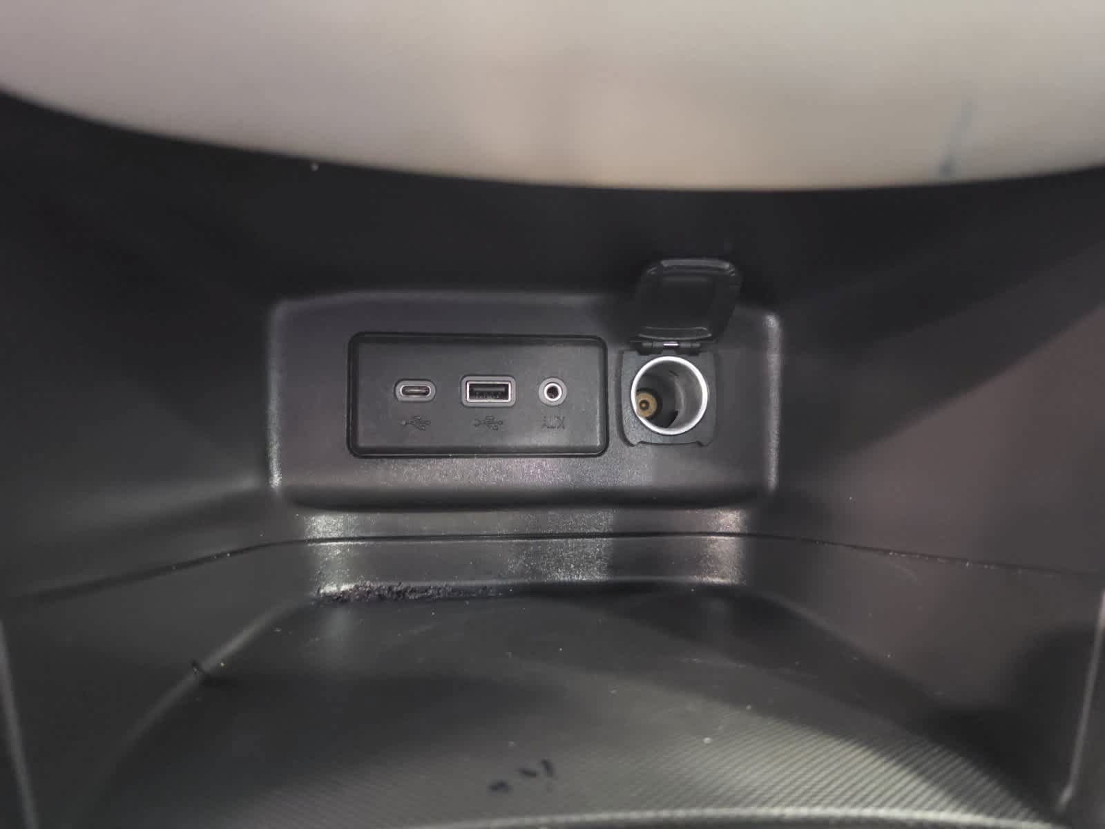 Used 2024 Chevrolet Equinox LS FWD image 24