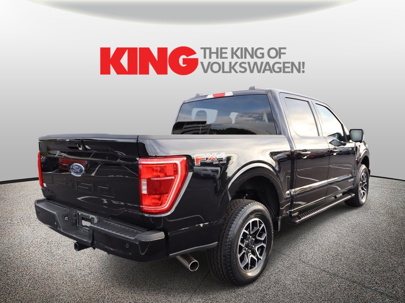 Used 2023 Ford F150 XLT w/ Equipment Group 302A High AWD/4WD image 3