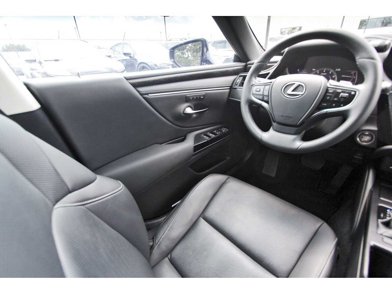 Used 2022 Lexus ES 350 w/ Premium Package FWD image 6