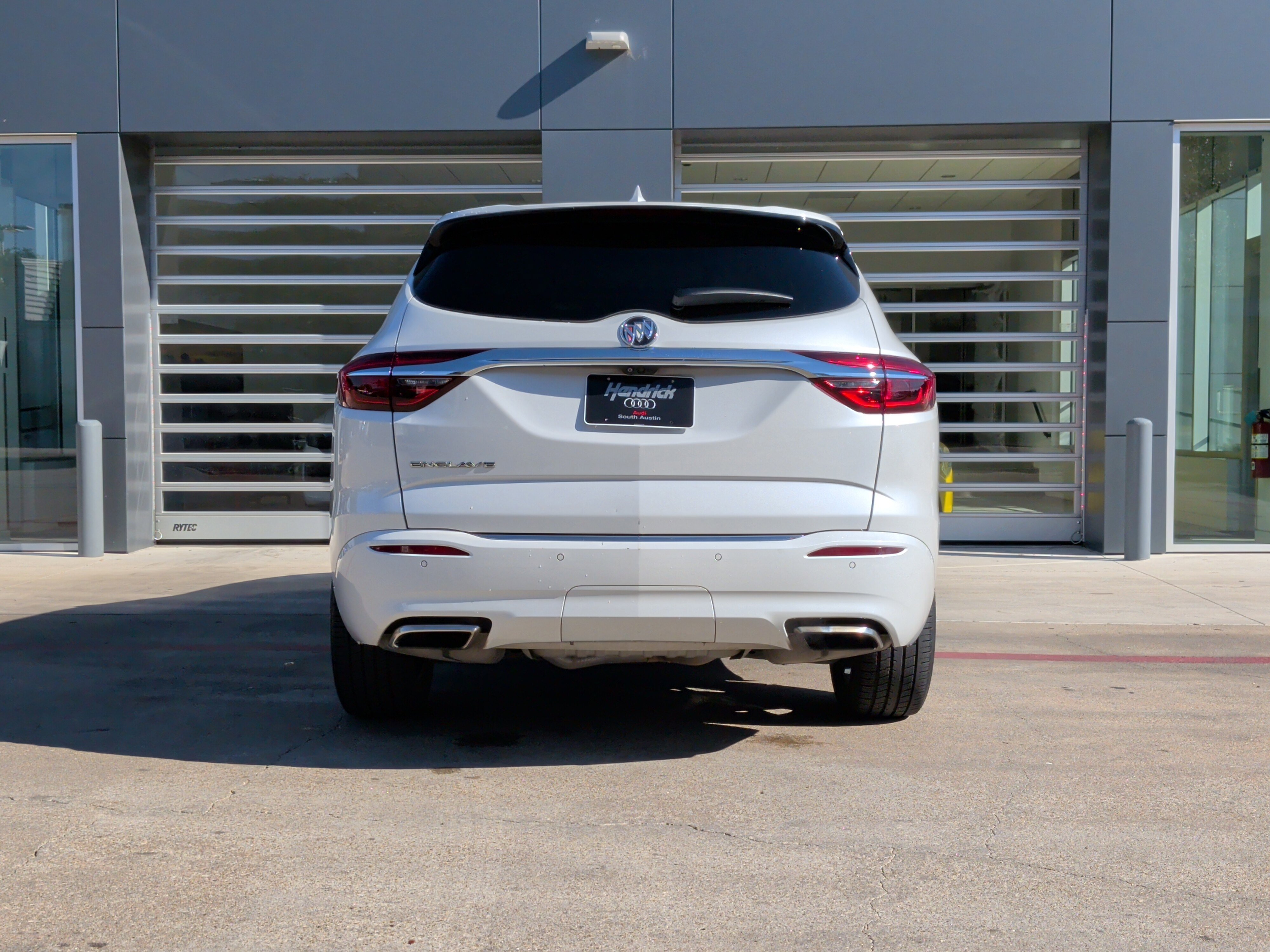 Used 2020 Buick Enclave Avenir w/ Avenir Technology Package image 8