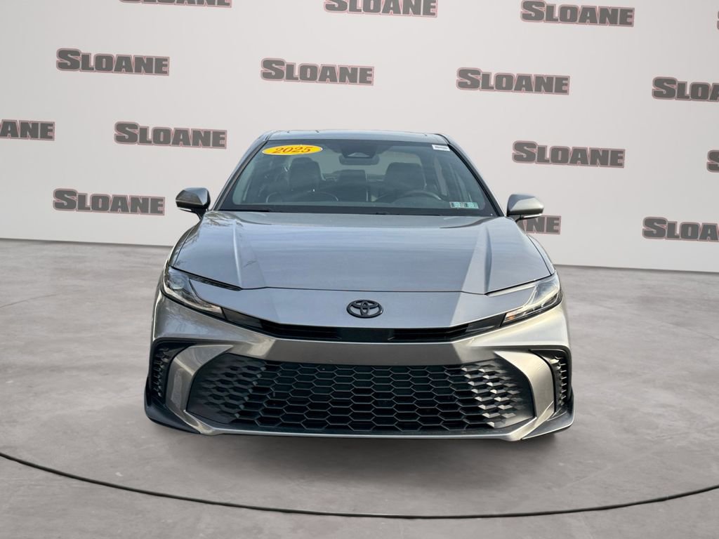 Used 2025 Toyota Camry SE w/ Multimedia Upgrade Package image 8