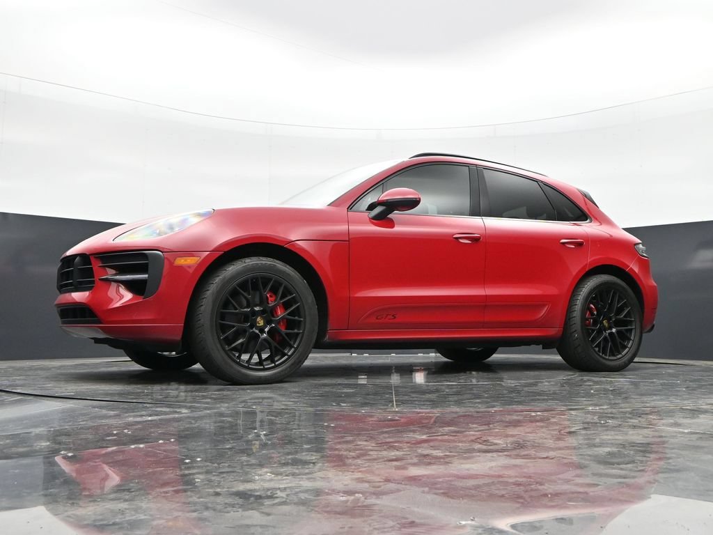 Used 2021 Porsche Macan GTS w/ Sport Chrono Package AWD/4WD image 45