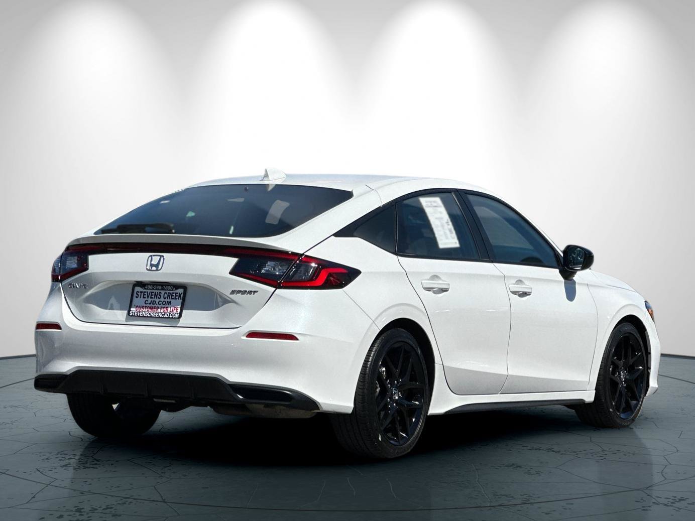Used 2025 Honda Civic Sport image 4