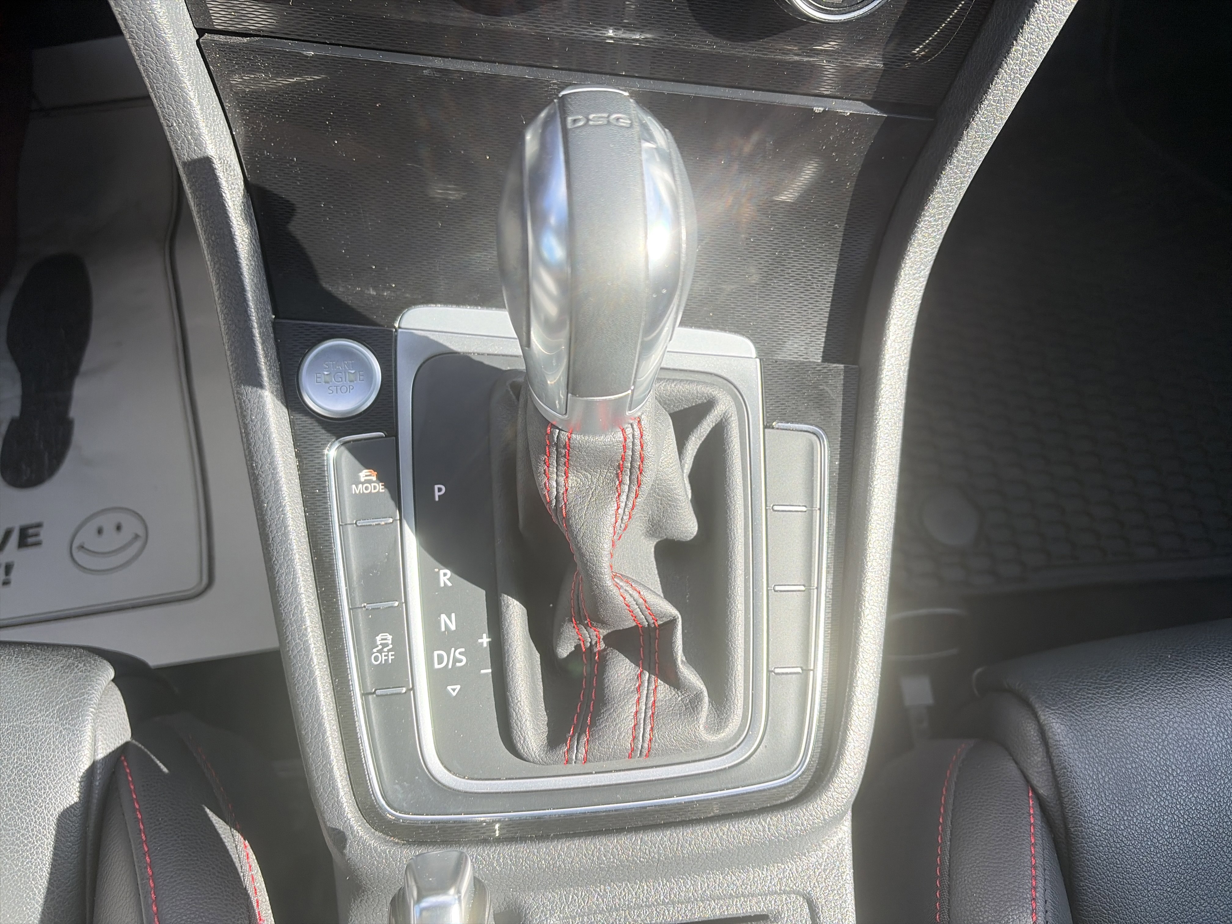 Used 2015 Volkswagen GTI 4-Door FWD image 18