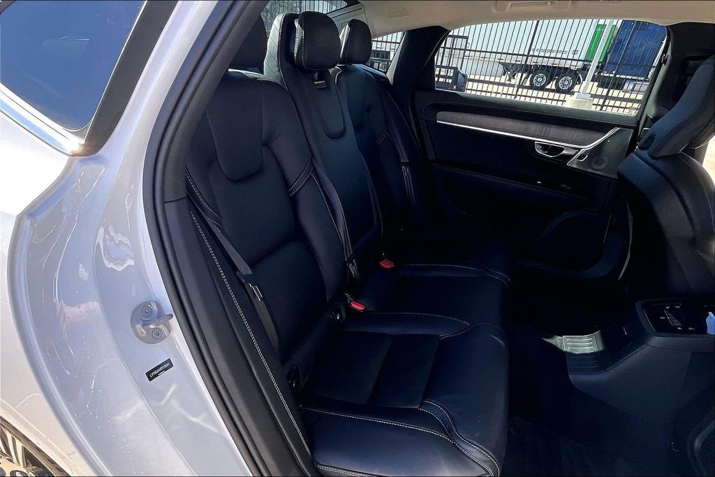 Certified 2023 Volvo S90 T8 Ultimate image 35