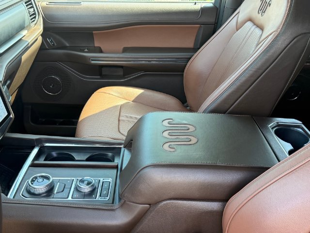 Used 2022 Ford Expedition King Ranch AWD/4WD image 10