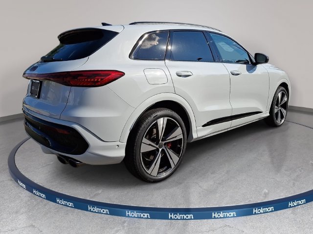 New 2026 Audi SQ5 Premium Plus AWD/4WD image 3