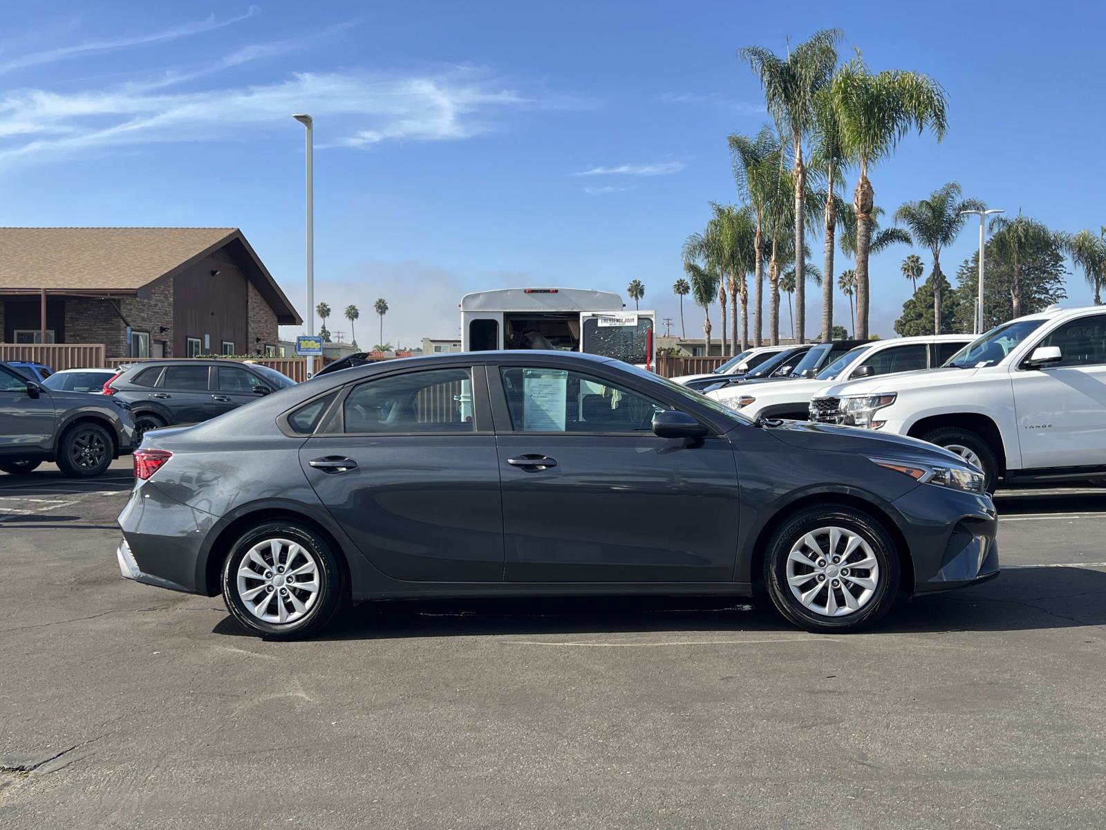 Used 2023 Kia Forte LX image 25