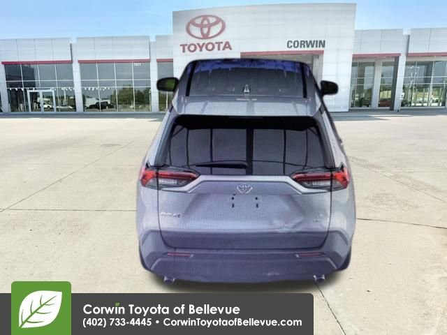Used 2024 Toyota RAV4 LE image 6