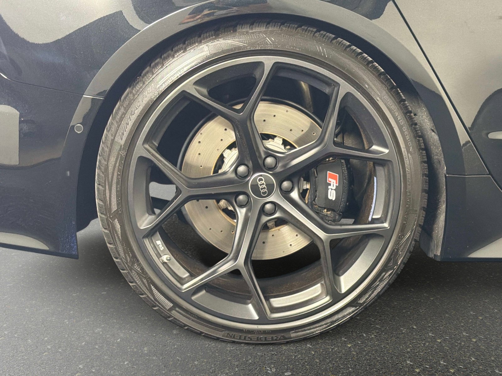 Used 2025 Audi RS 7 Performance AWD/4WD image 19