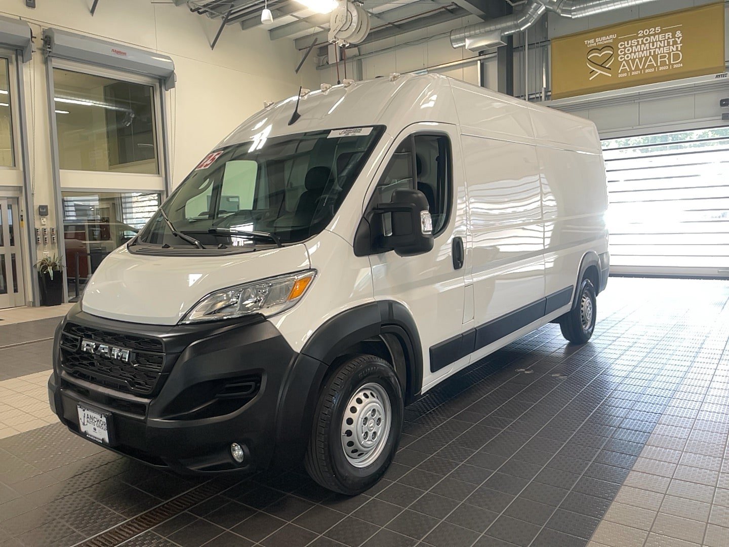 Used 2025 RAM ProMaster 3500 w/ Convenience Group FWD image 3
