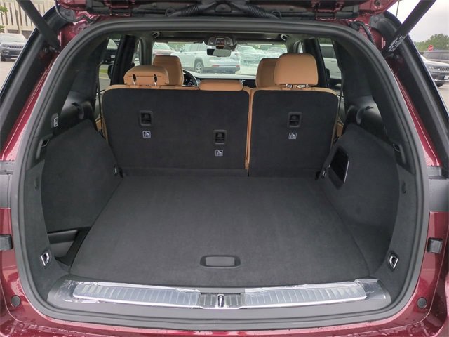 New 2025 Jeep Grand Cherokee Summit image 13