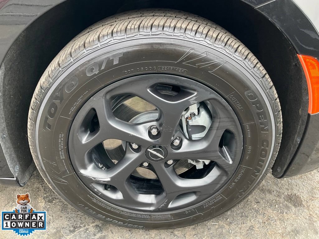 Used 2023 Chrysler Pacifica Limited w/ Uconnect Theater Family Group FWD image 83