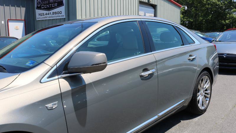 Used 2018 Cadillac XTS Luxury w/ Driver Awareness Package FWD image 4