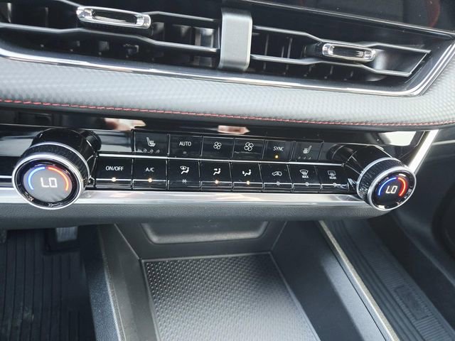 Used 2025 Chevrolet Equinox RS image 22