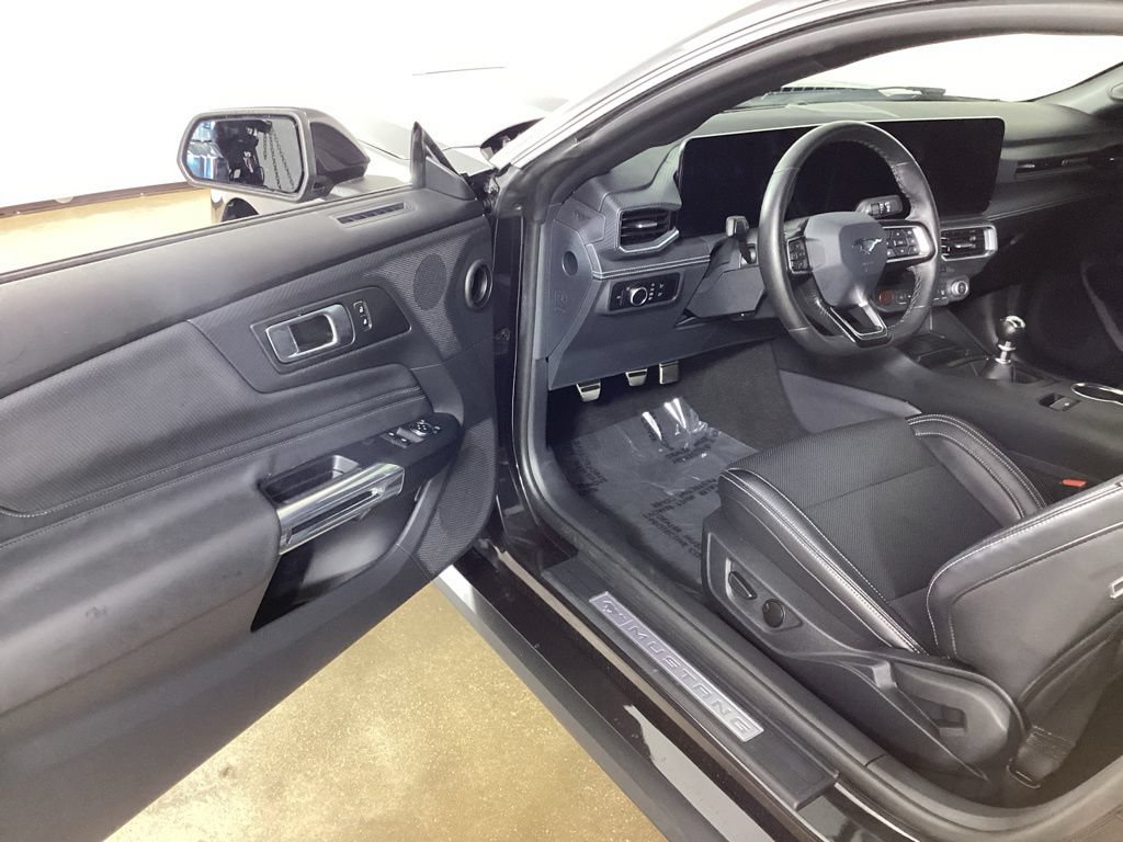 Used 2024 Ford Mustang GT Premium RWD image 10