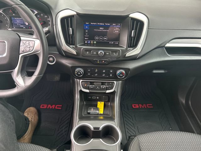 Used 2022 GMC Terrain SLE w/ LPO, Floor Liner Package image 18