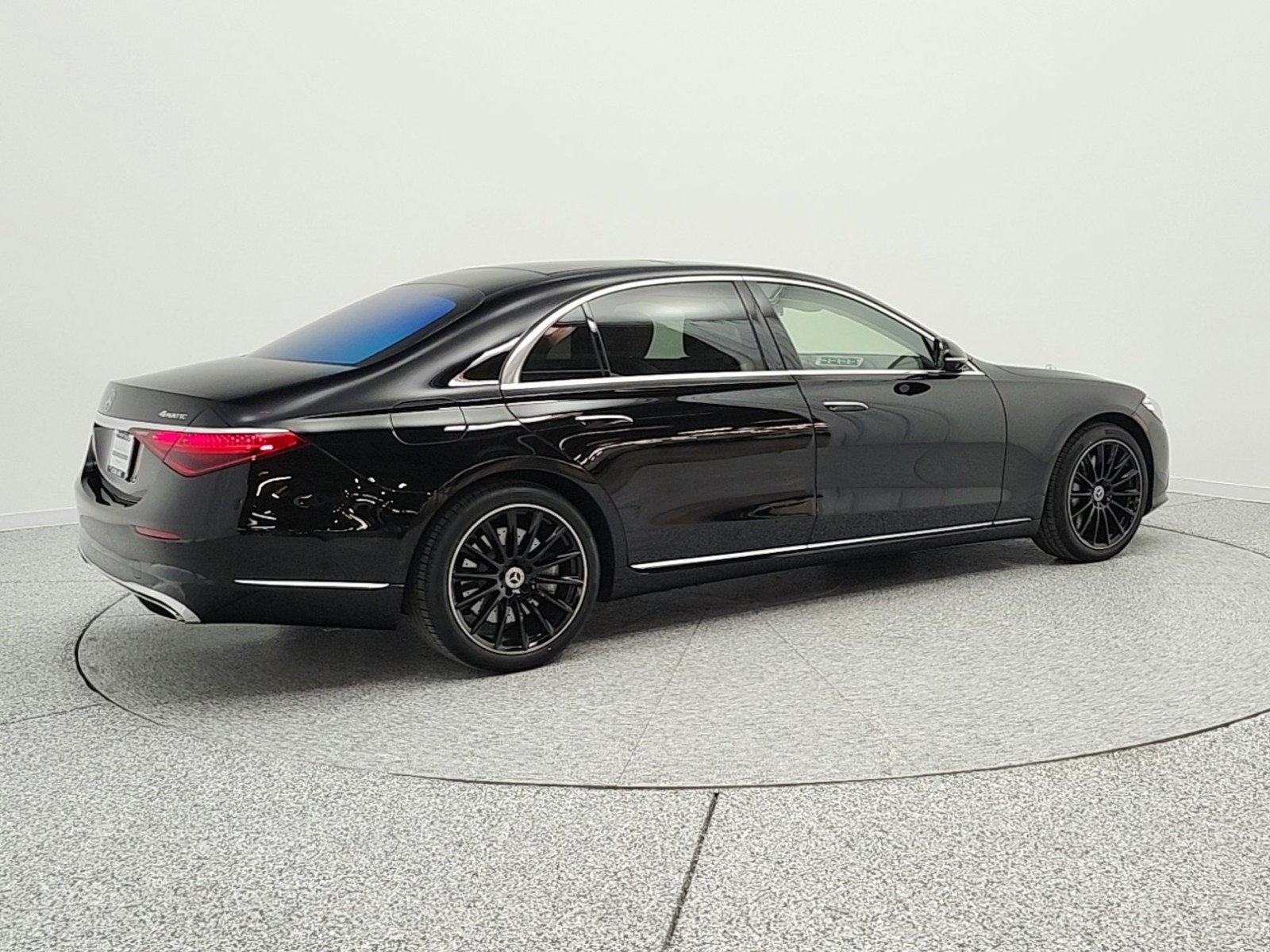 Certified 2024 Mercedes-Benz S 580 4MATIC Sedan image 5