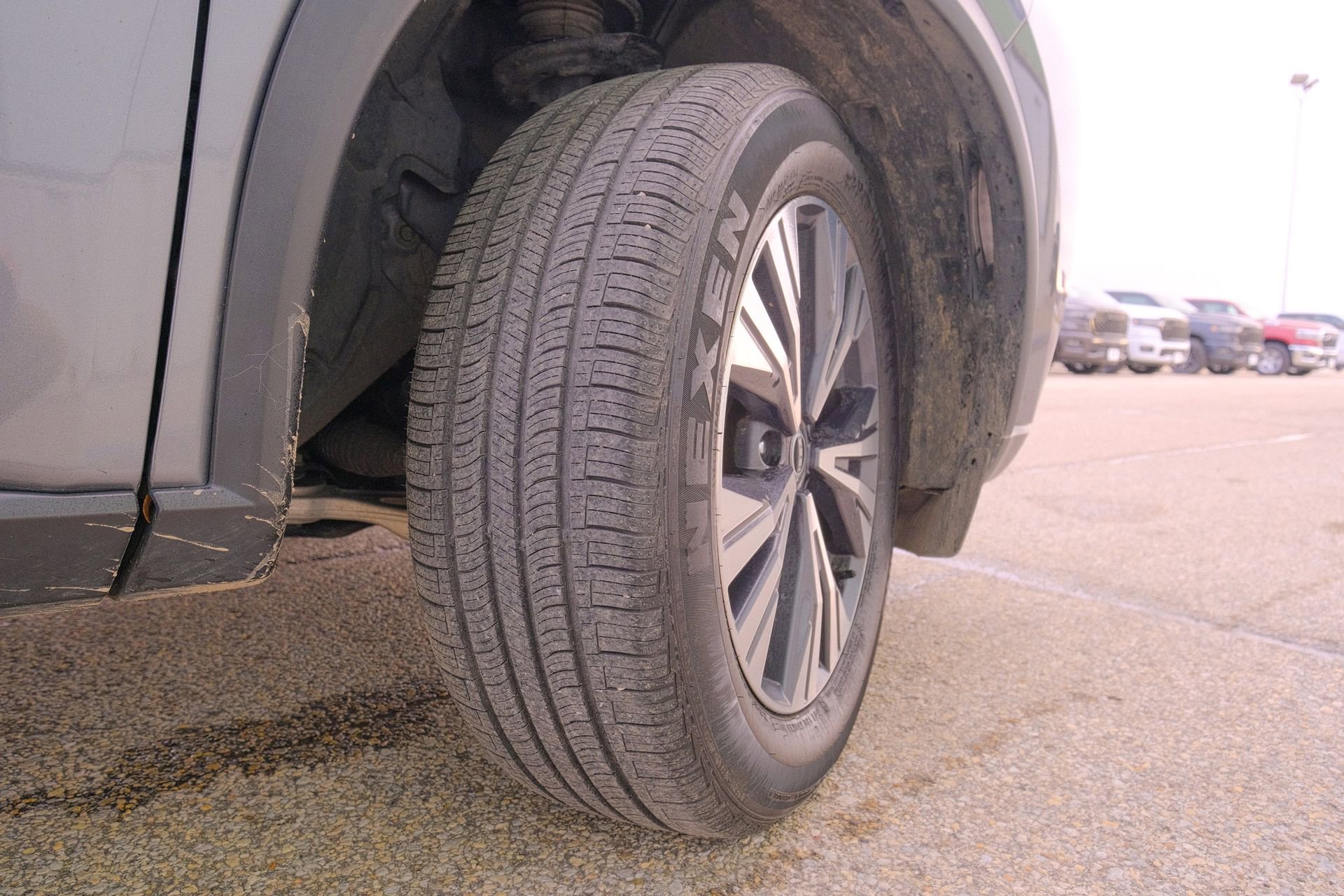 Used 2023 Nissan Rogue SV image 44