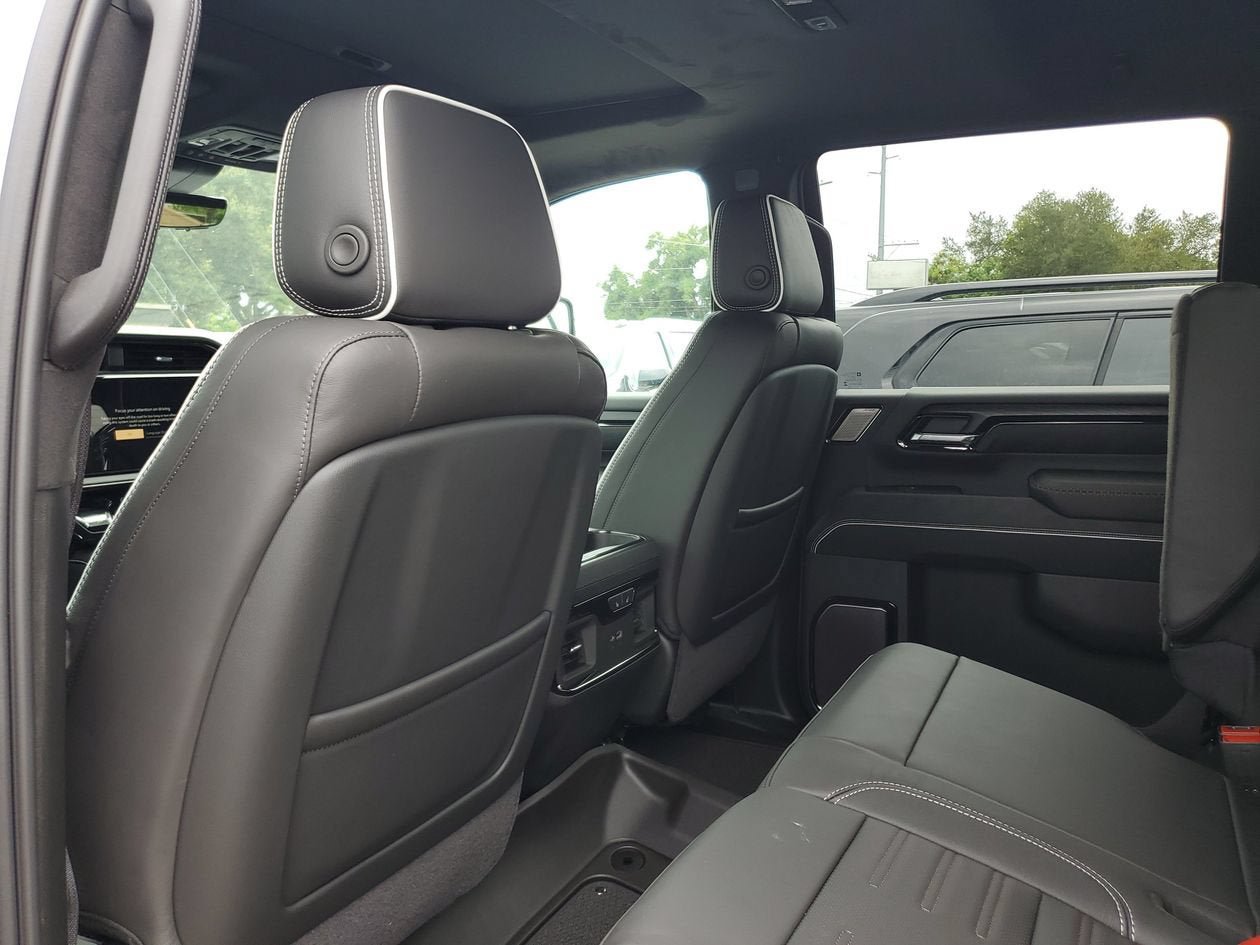 New 2026 GMC Sierra 2500 AT4X AWD/4WD image 11