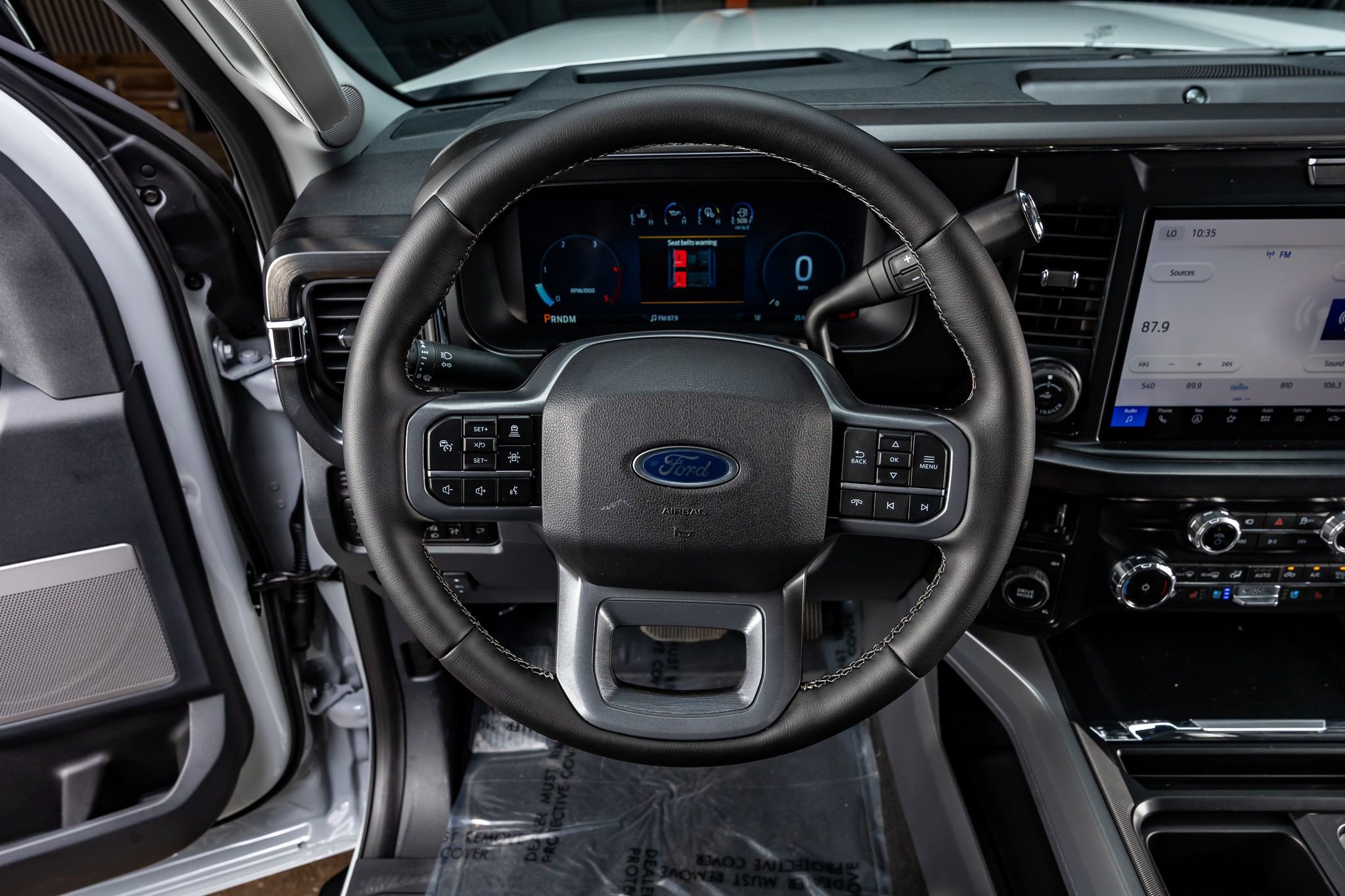 Used 2026 Ford F250 Lariat w/ Black Appearance Package image 19