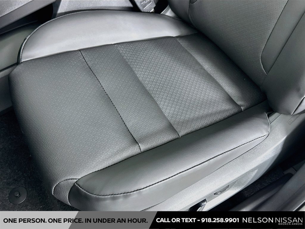 New 2026 Nissan Rogue Dark Armor FWD image 18