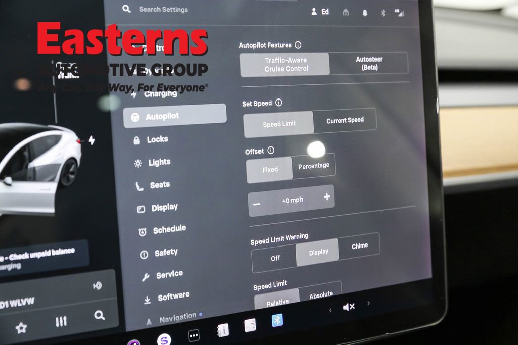 Used 2019 Tesla Model 3 Standard Range image 17