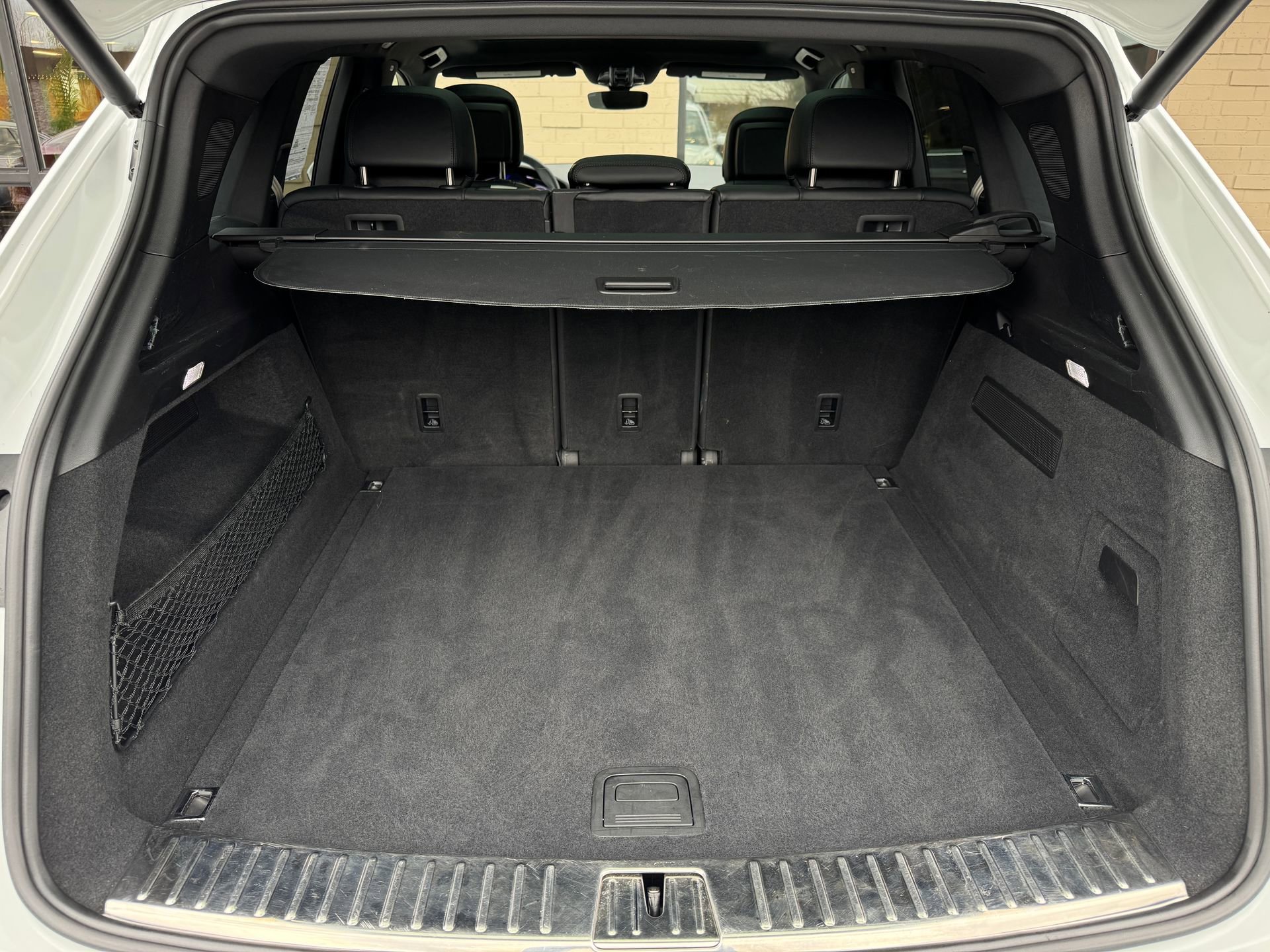 Used 2023 Porsche Cayenne Platinum Edition AWD/4WD image 27