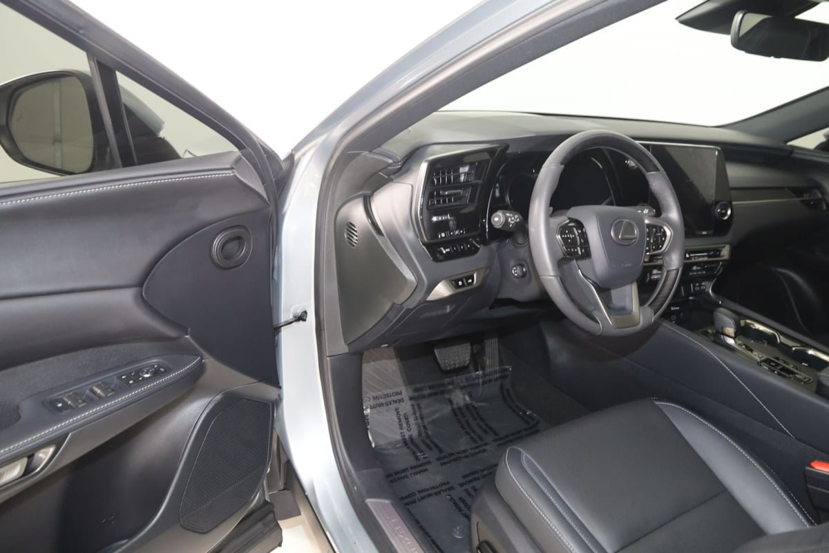 Used 2024 Lexus RX 350 Premium w/ Accessory Package (Z1) AWD/4WD image 48