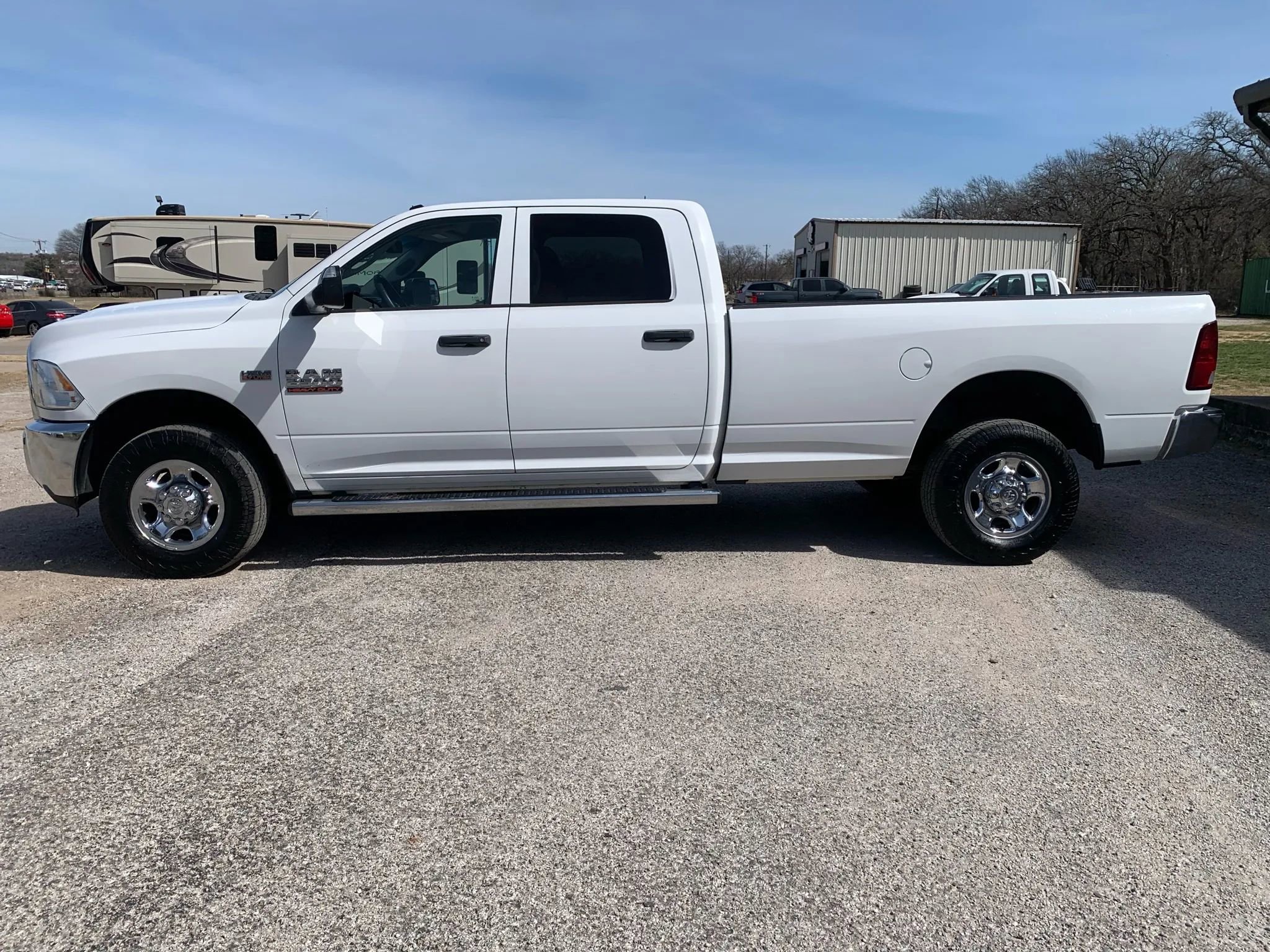 Used 2013 RAM 2500 Tradesman w/ Chrome Appearance Group AWD/4WD image 2