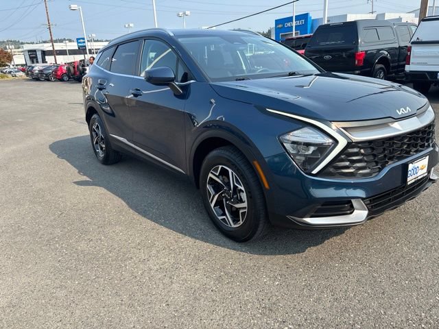 Used 2024 Kia Sportage LX AWD/4WD image 7